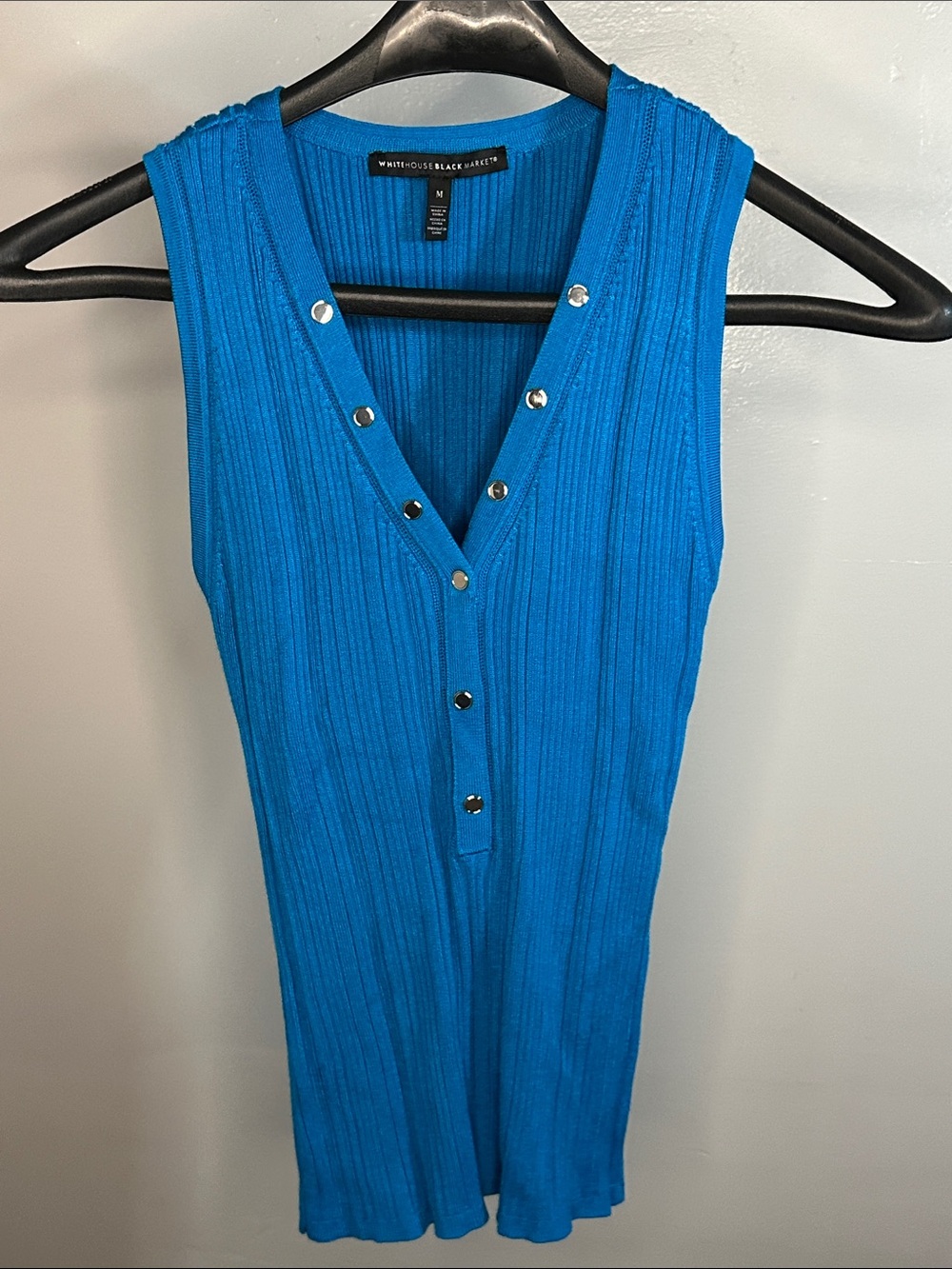 White House Black Market Bright Blue Ribbed Snap-Front Tank